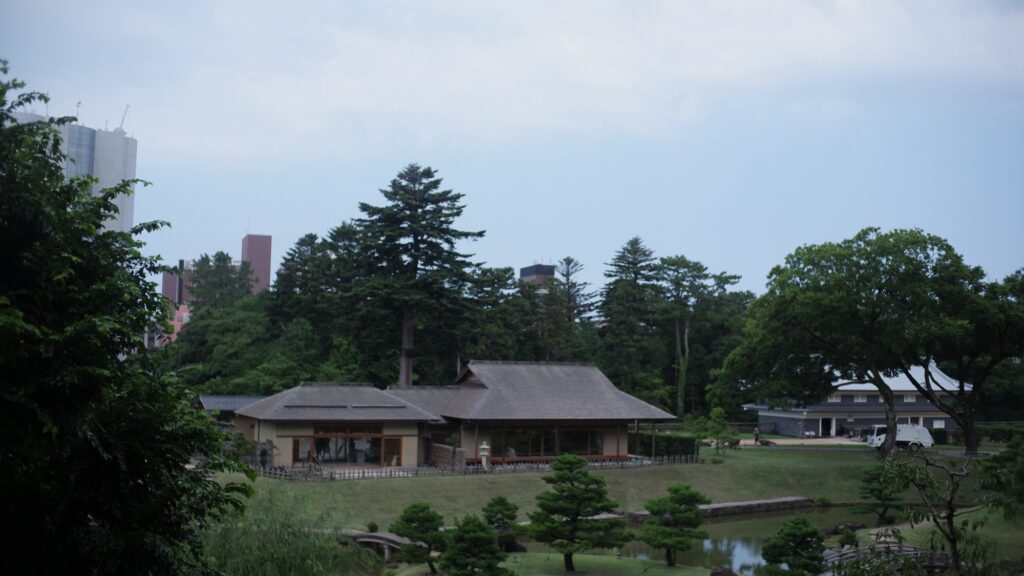 玉泉院丸庭園